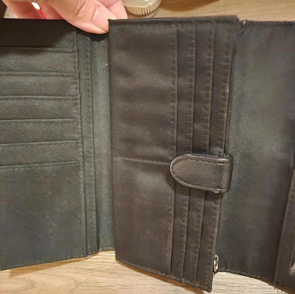 Buxton Long Wallet - Picture 5 of 5